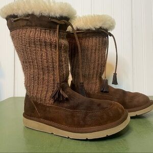 UGG #5124 SUBURB Old School Sweater Top Suede Boots